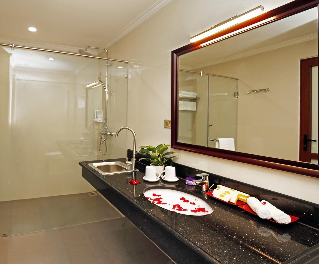 Bac Ninh Uri Hotel Eksteriør bilde